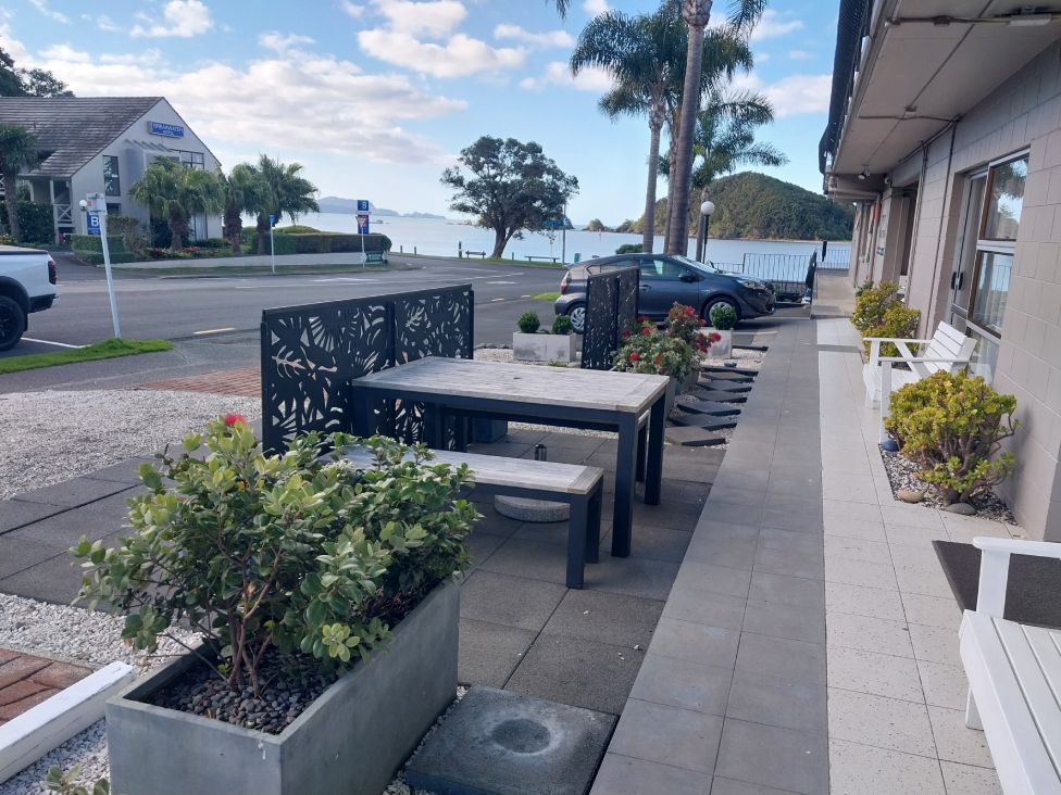 Bayview Motel waterfront location